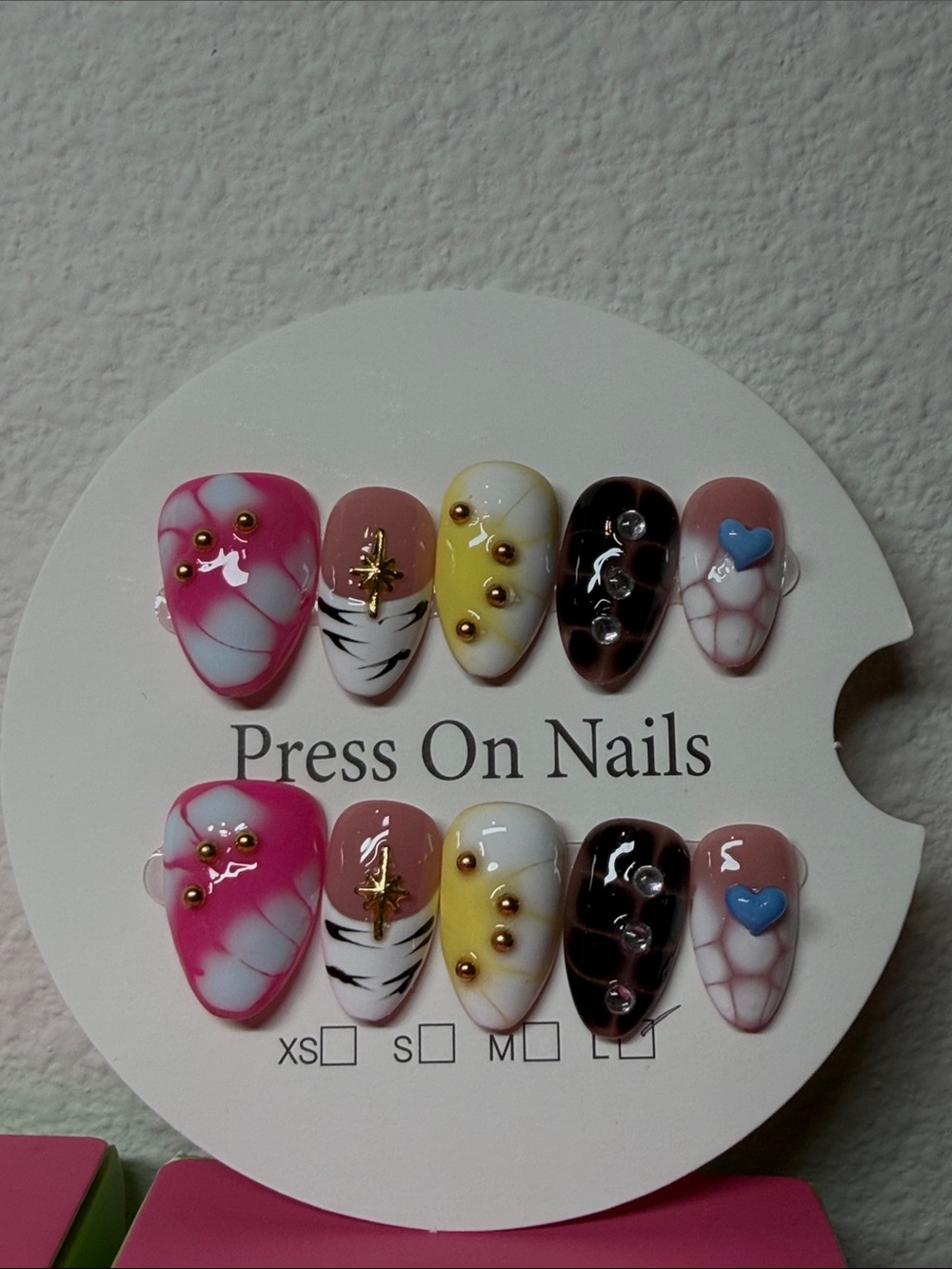 Press On Nails!